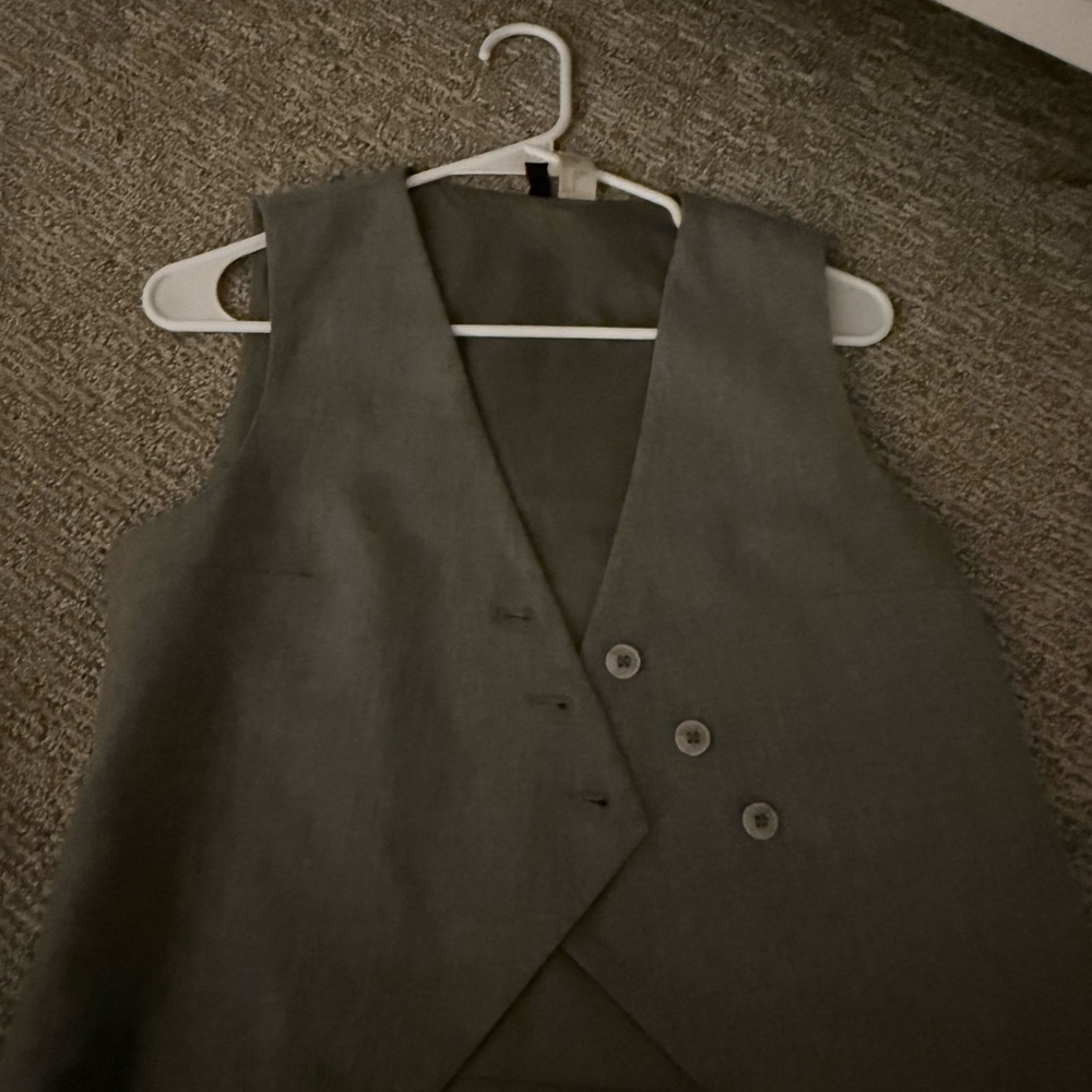 Hm Gray Buttoned Vest size xs